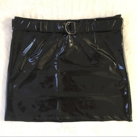 H&M NWT A-line shiny mini skirt ring belt black M - Picture 15 of 15